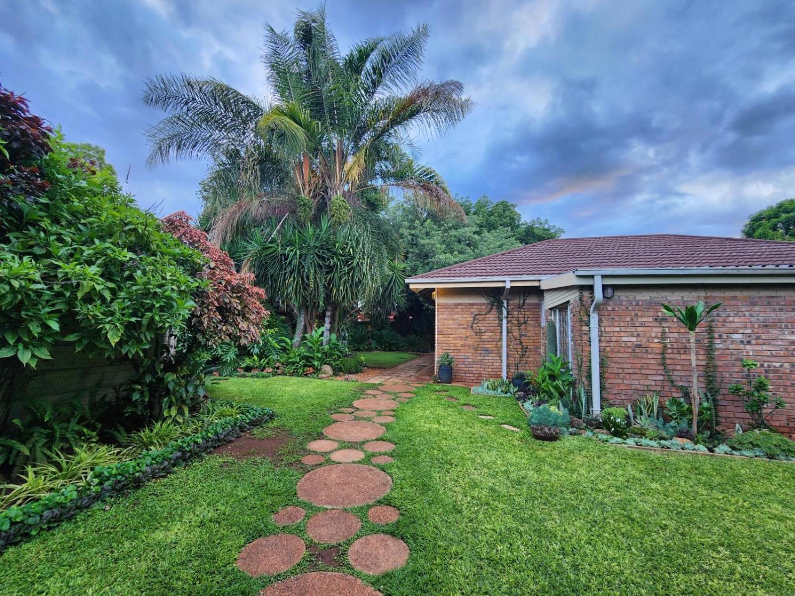 Tree Aloe Guest House Mokopane Exterior foto